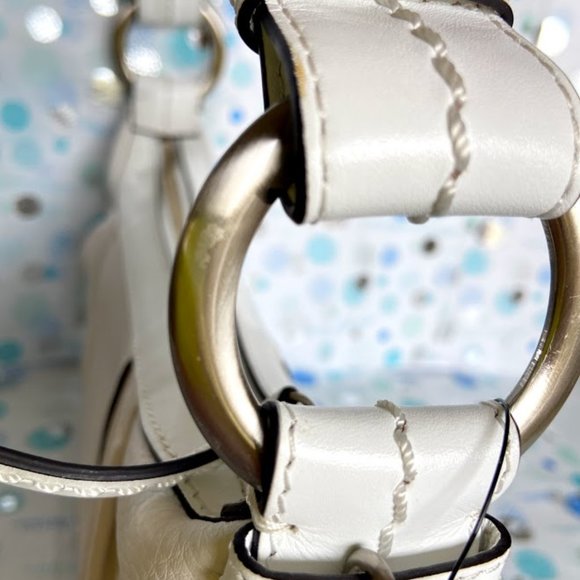 CALVIN KLEIN CITY SAFARI WHITE HOBO FREE SHIPPING! - Picture 3 of 14